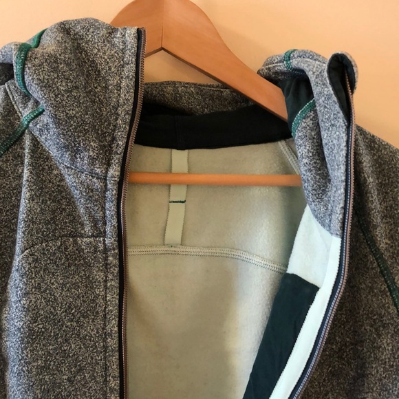 Lululemon Green Scuba Hoodie - Picture 6 of 7